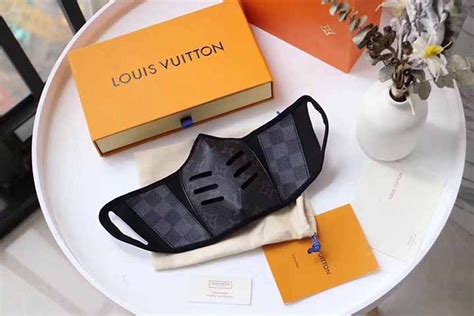 mund nasenschutz louis vuitton|louis vuitton face masks.